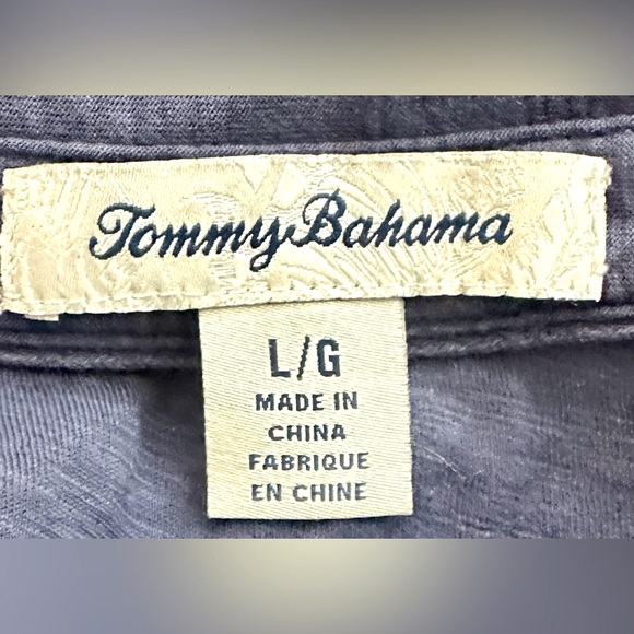 Tommy Bahama 100% Cotton Sleeveless Collared V Neck Blue Button Down Shirt - Picture 4 of 6